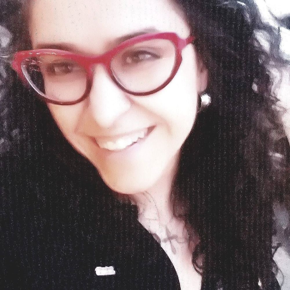 Meet your Posher, Selena